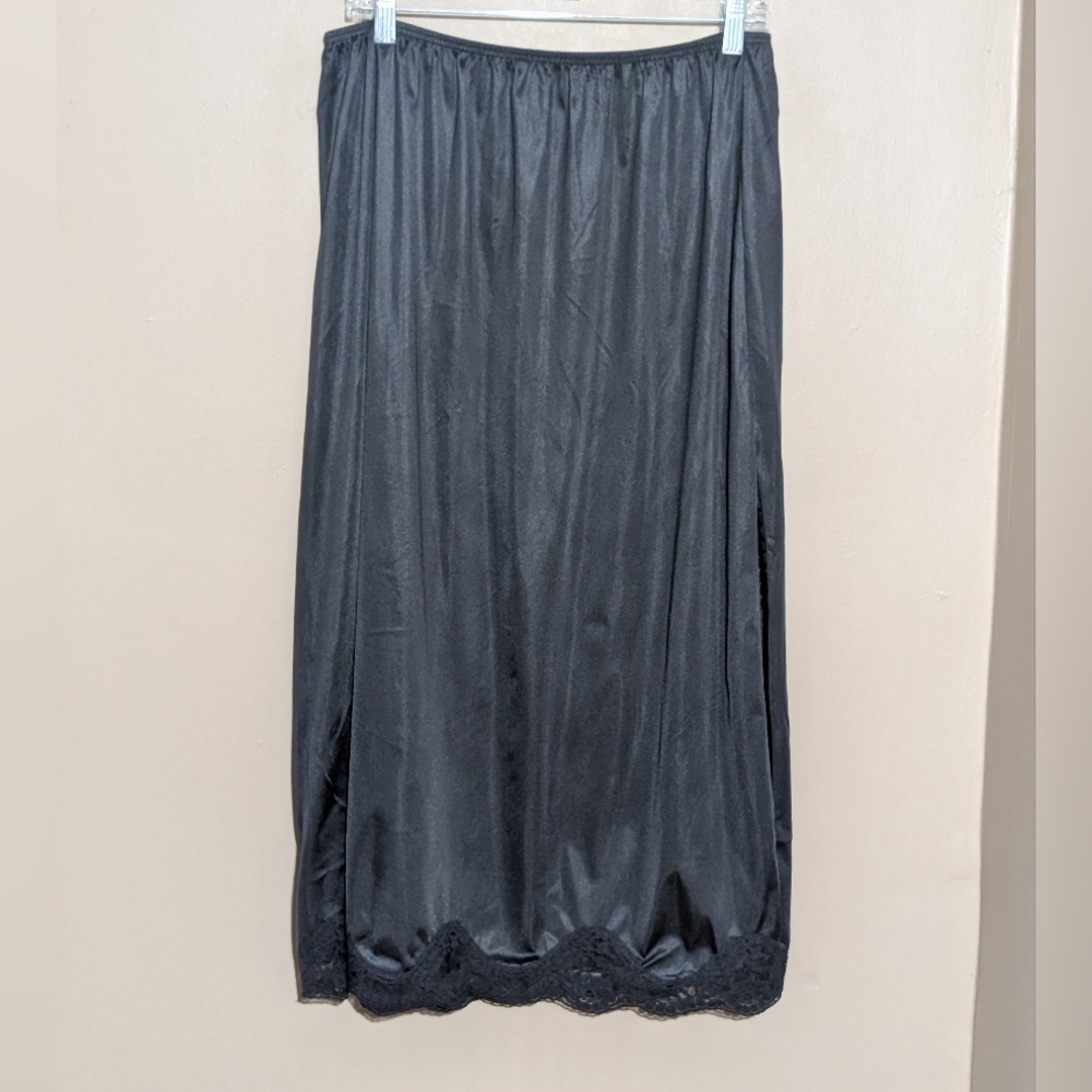 Vintage Long Black Half-Slip, Size:2X